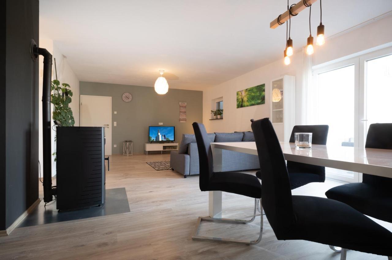 Ferienwohnung Auf Villa Hendschhof ซังคท์เวนเดล ภายนอก รูปภาพ